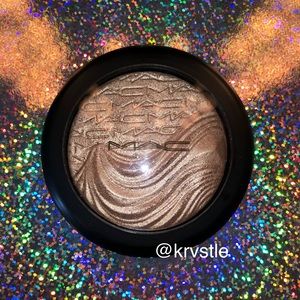 mac superb skinfinish